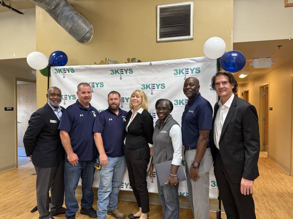 Group photo with supporters of The 3Keys.